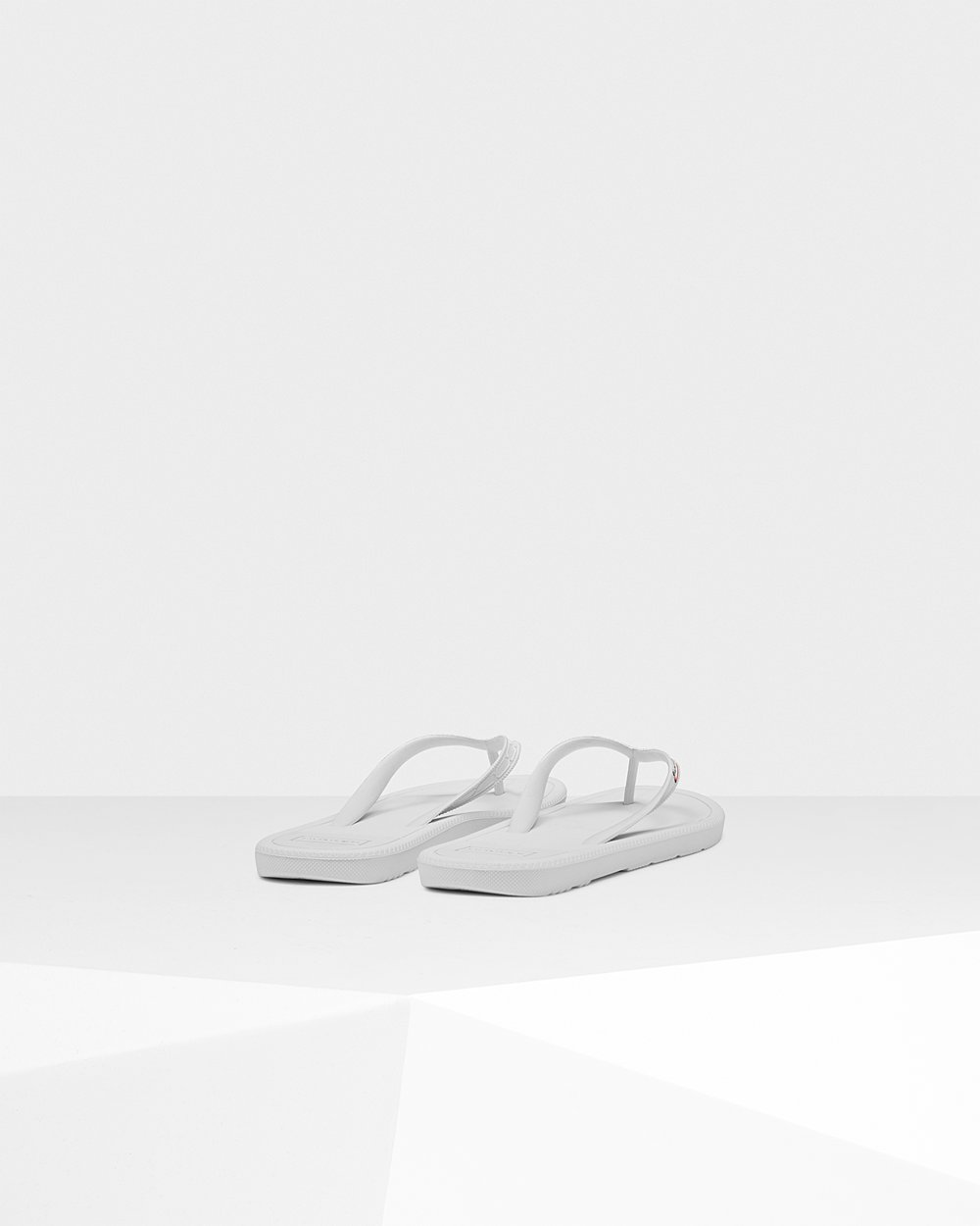 Womens Flip Flops - Hunter Original (62DEVGRFX) - White